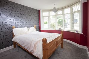 Bedroom- click for photo gallery
